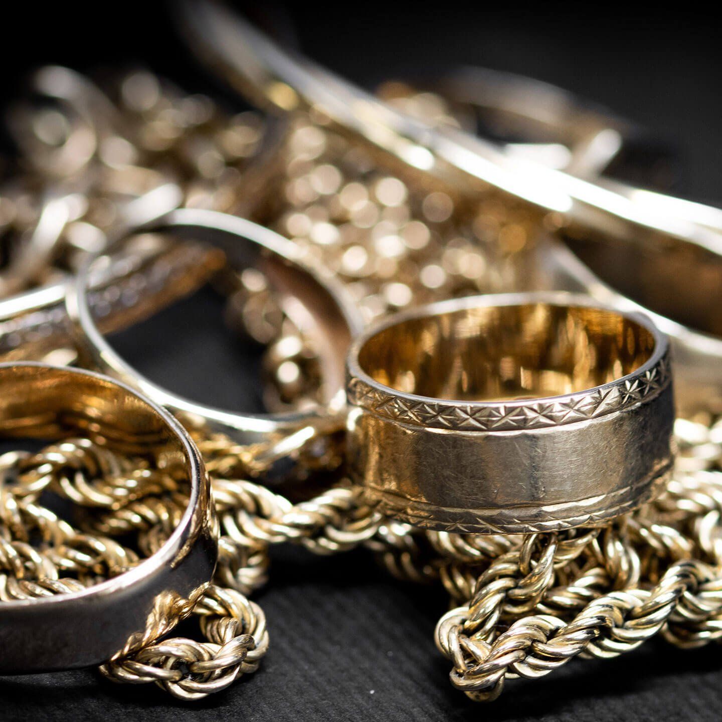 SELL YOUR GOLD JEWELLERY TO RAMSDENS